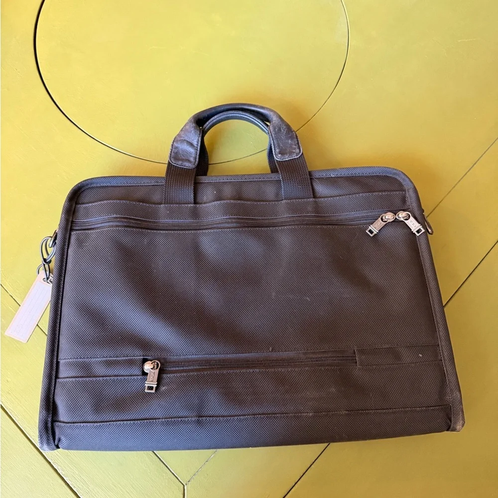 vintage tumi ballistic nylon laptop briefcase in classic black